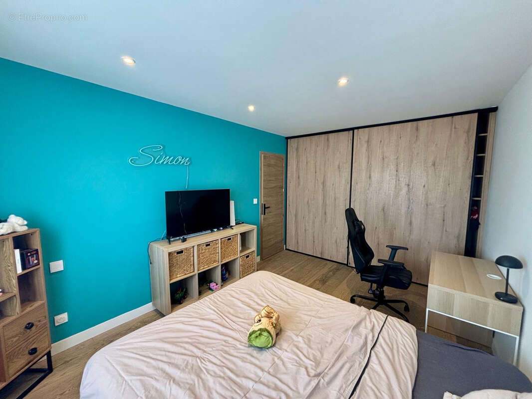 GRIGNAN - Belle Villa neuve sur 2 160 m2, avec VUE. - photo 32