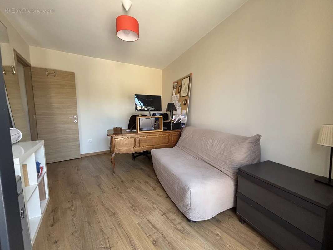 Maison de plain pied avec garage - photo 9