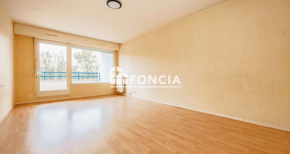 Appartement à SAINT-JACQUES-DE-LA-LANDE