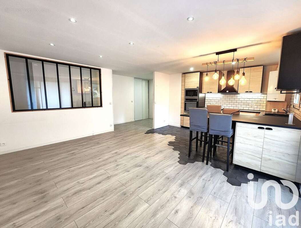 Photo 2 - Appartement à CLAMART