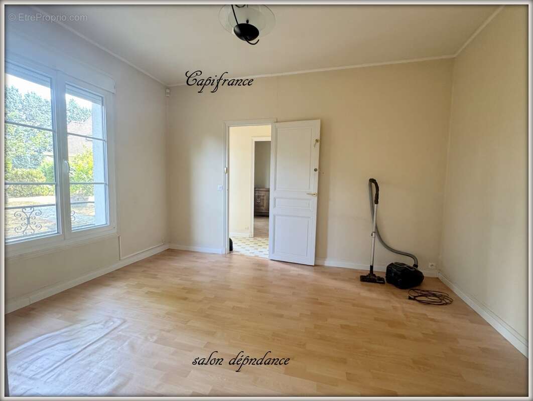 Propriété sur Parc avec dépendance - photo 31