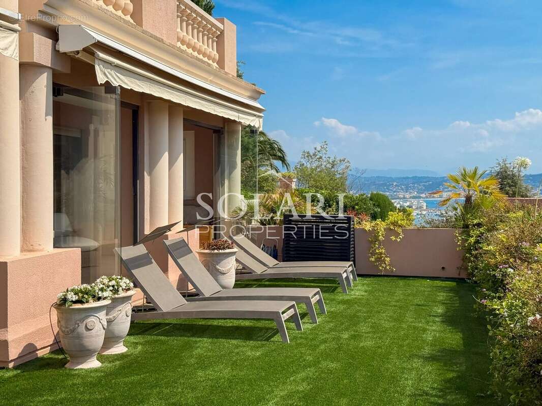 Appartement à THEOULE-SUR-MER