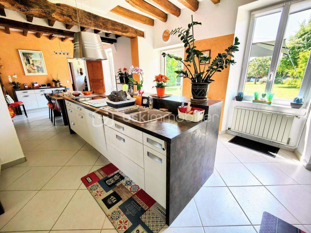 Maison à LONGNES