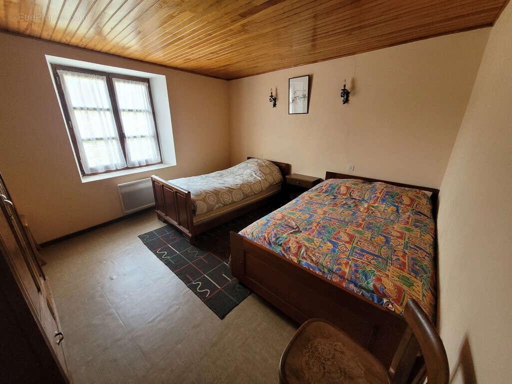 Maison à SAINT-HAON