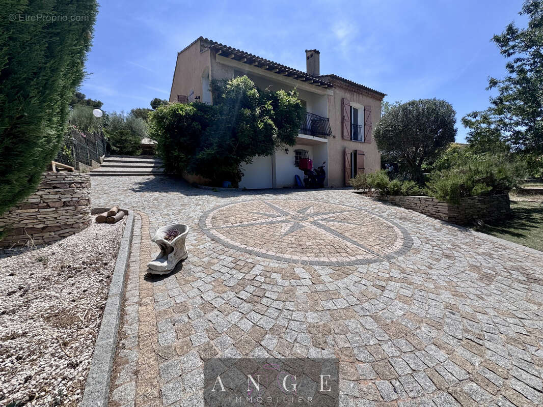 Maison à LA GARDE