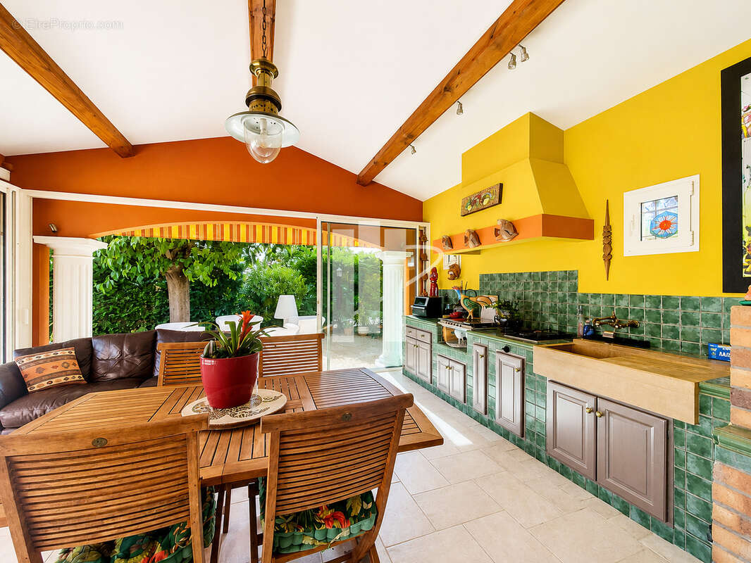 FREJUS - L'élégance et le confort d'une maison où chaque jour a un goût de vacances - photo 17
