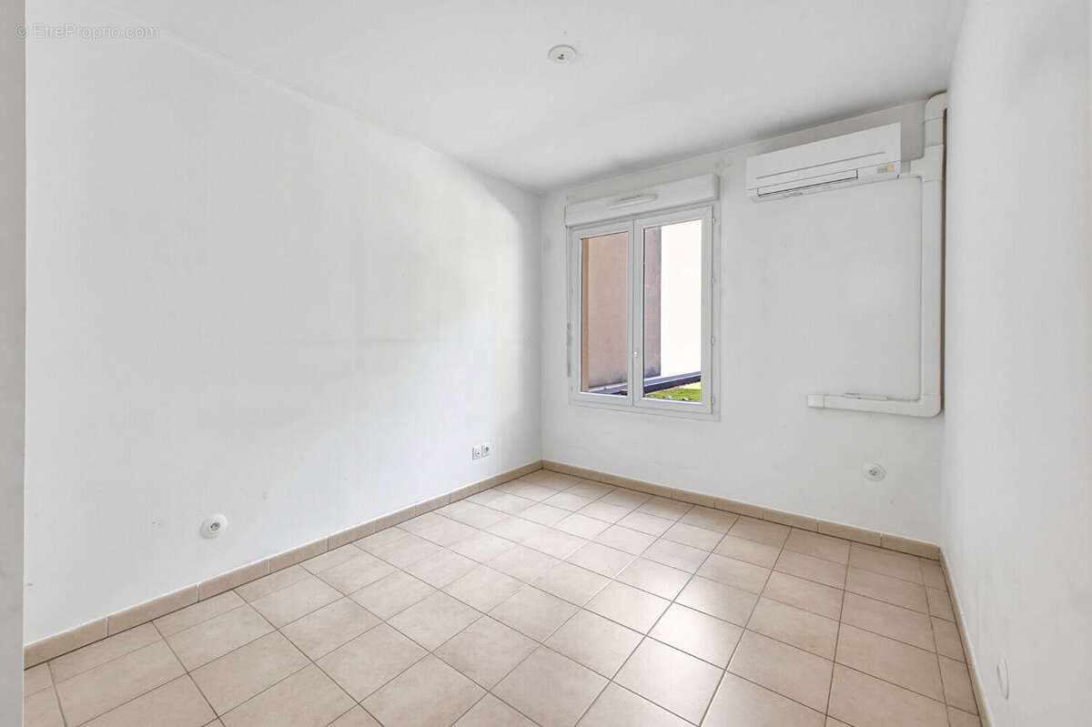 Appartement Marseille 14 - 3 pièces 63 m2 - photo 12