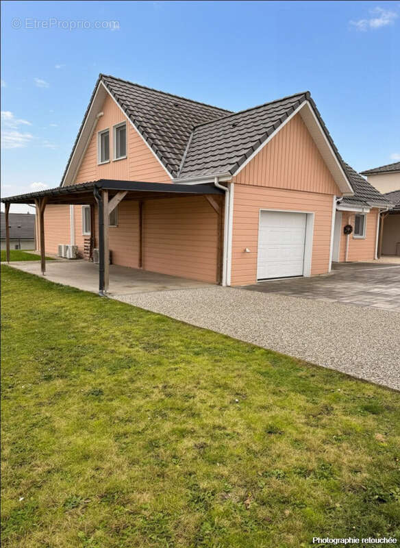 Maison à CHAMPENOUX