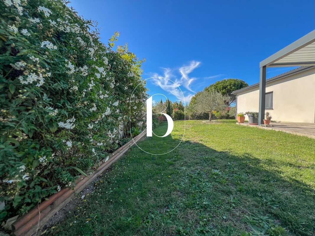 Maison à SAINT-PAULET-DE-CAISSON