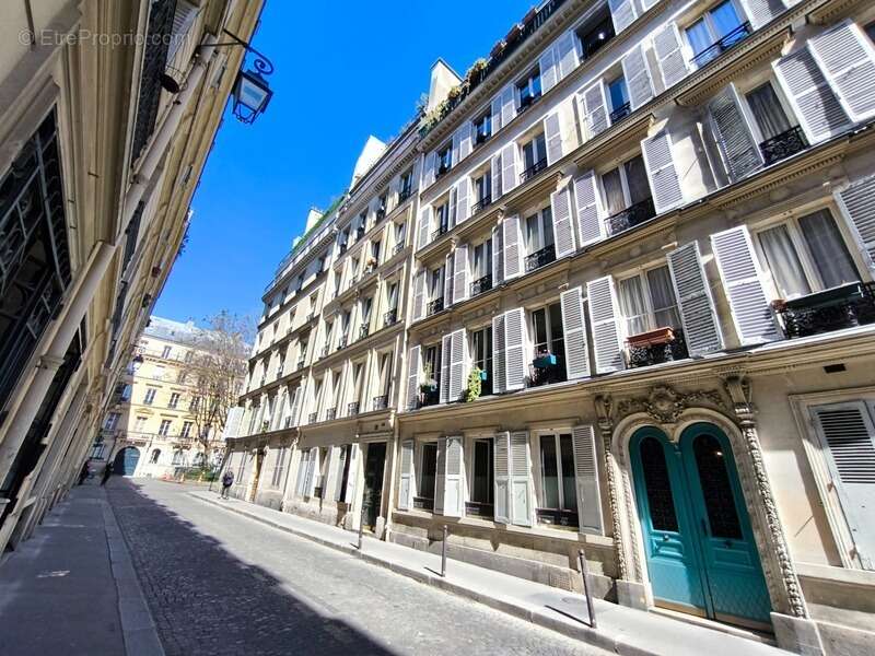 Appartement à PARIS-9E