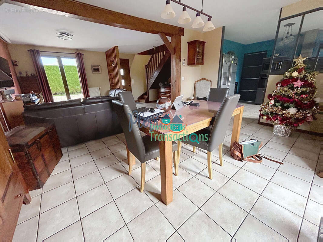 Maison à LILLEBONNE