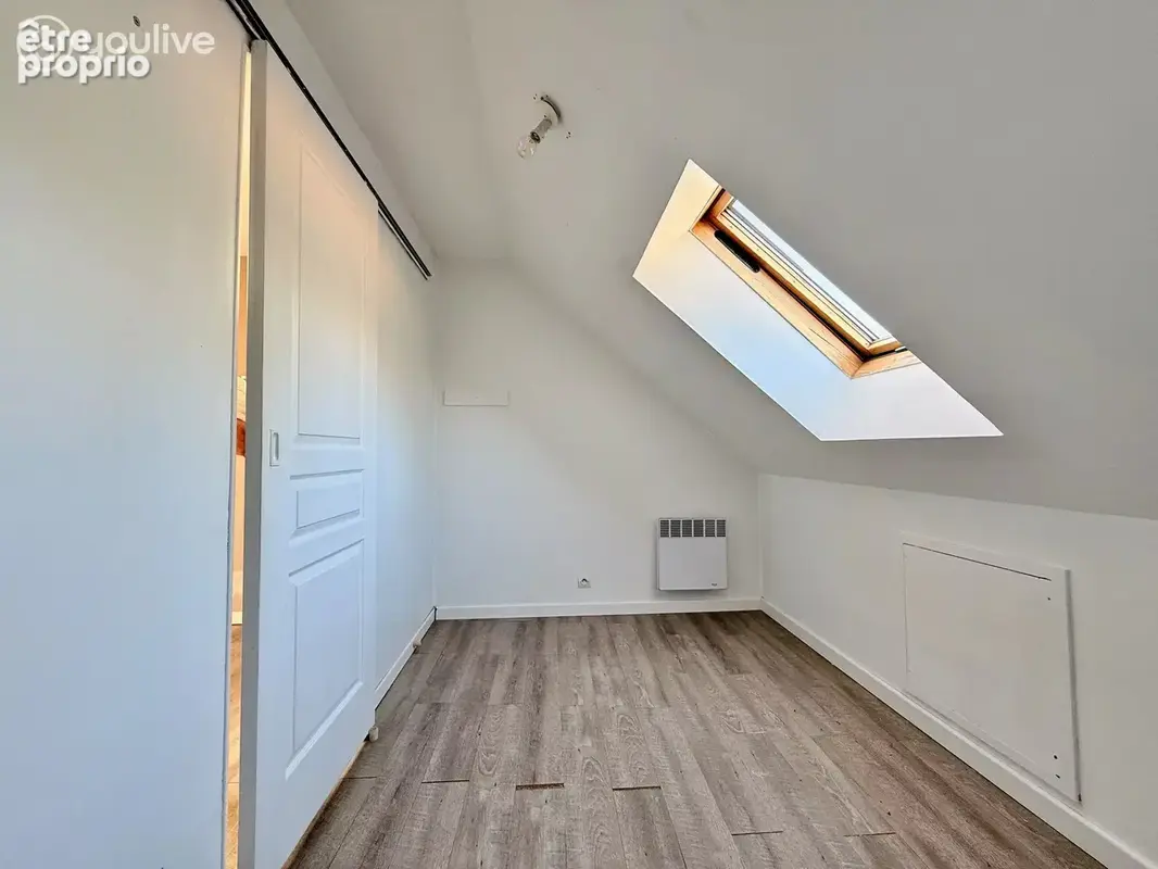 Maison à rafraîchir avec garage, grenier et fibre — Saint-Laurent-en-Caux — 147 000 € - photo 8