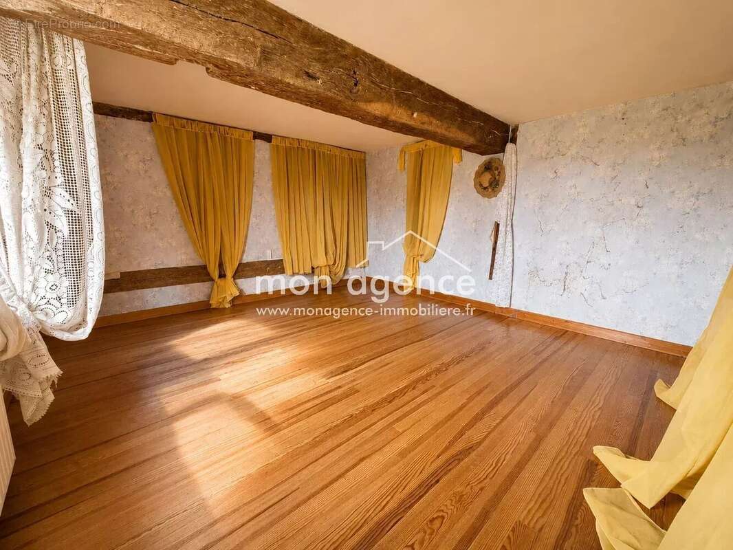 Authentique maison normande du XVIIᵉ siècle au cœur d'un village d'exception - photo 8