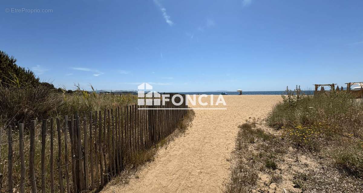 Appartement à HYERES