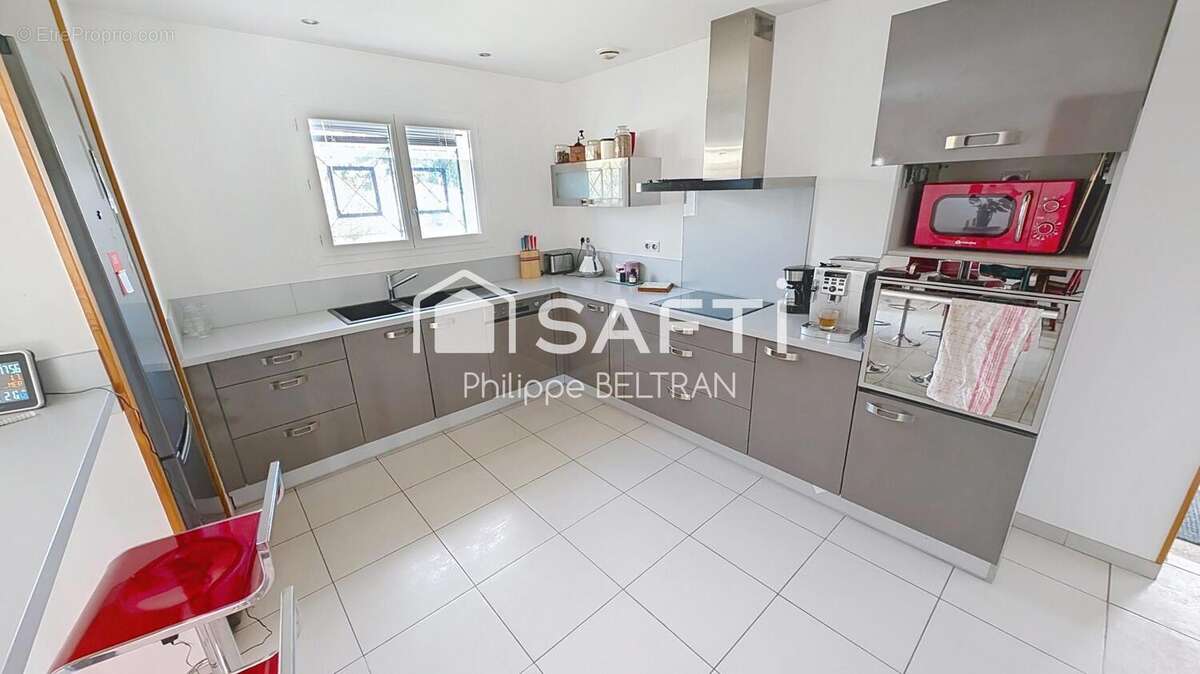 Maison 104 m² à Villandraut  - photo 3
