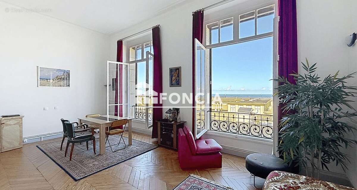 Trouville-sur-mer - appartement d'exception face à la mer - photo 7
