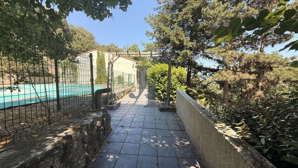 Villa de type 5 avec vue - photo 2