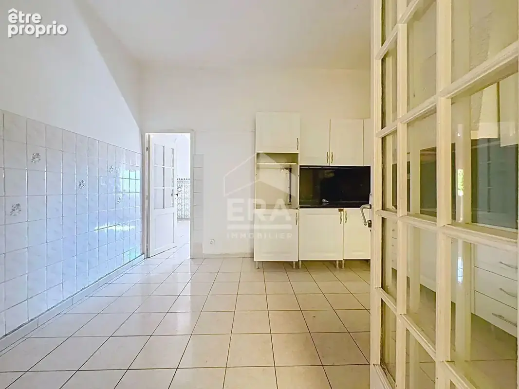 Immeuble 126m² à port-de-bouc - photo 6