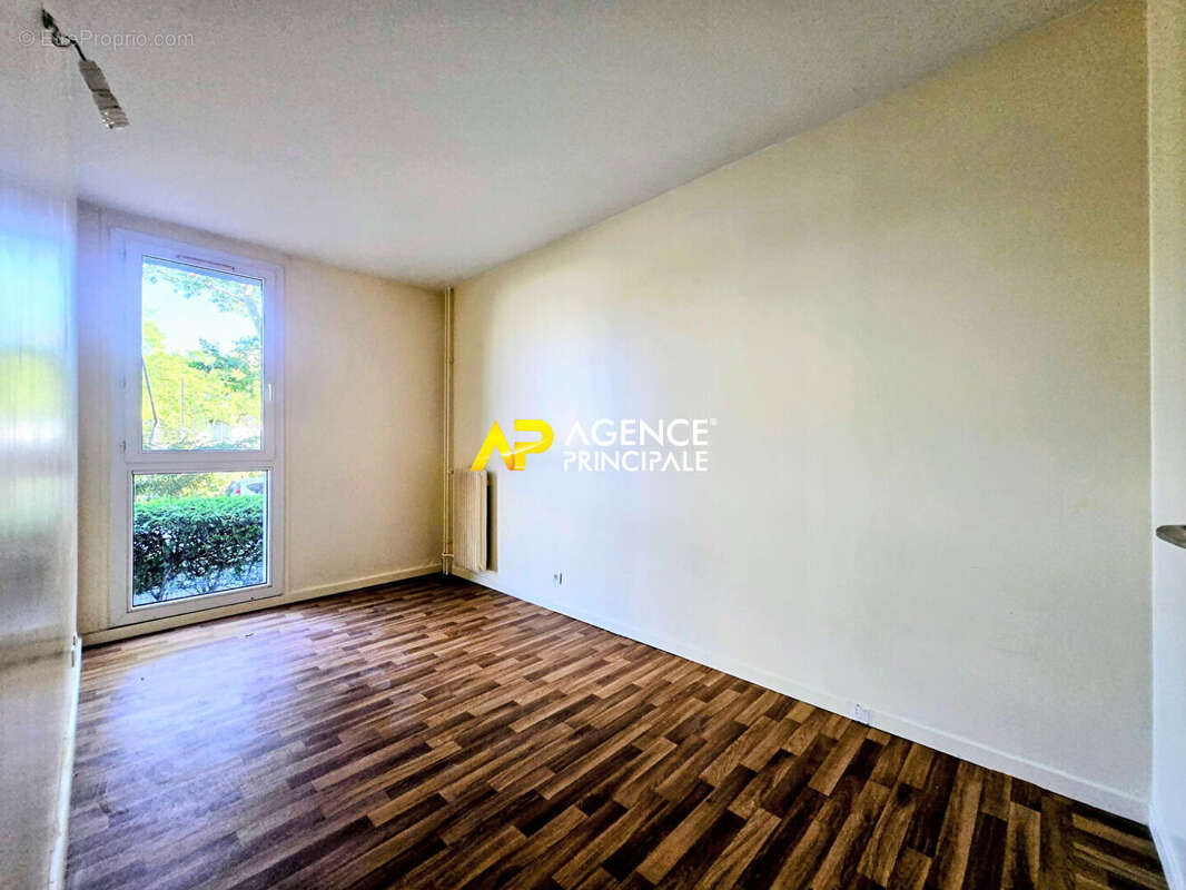 Appartement Argenteuil 3 pièces de 68m², 2 chambres avec balcon et parking à 5 minutes de la gare - photo 5