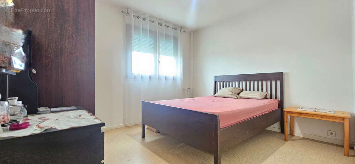 Appartement Vaulx En Velin 5 pièces 87 m² - photo 9
