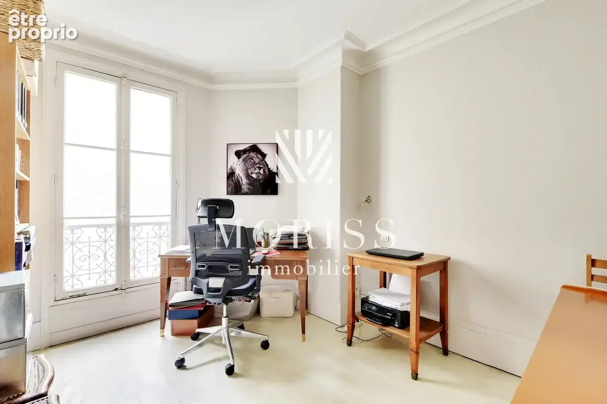 Appartement 5 piéces rue duhesme 75018 paris - photo 10