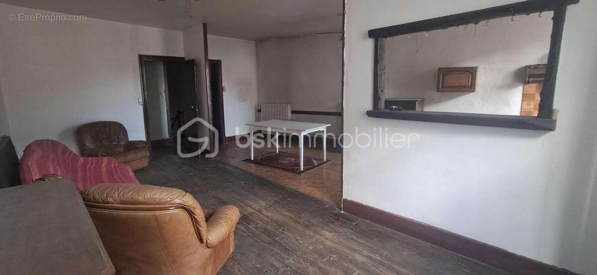 Maison de 180m² à fort potentiel avec garage de 100m² - photo 10