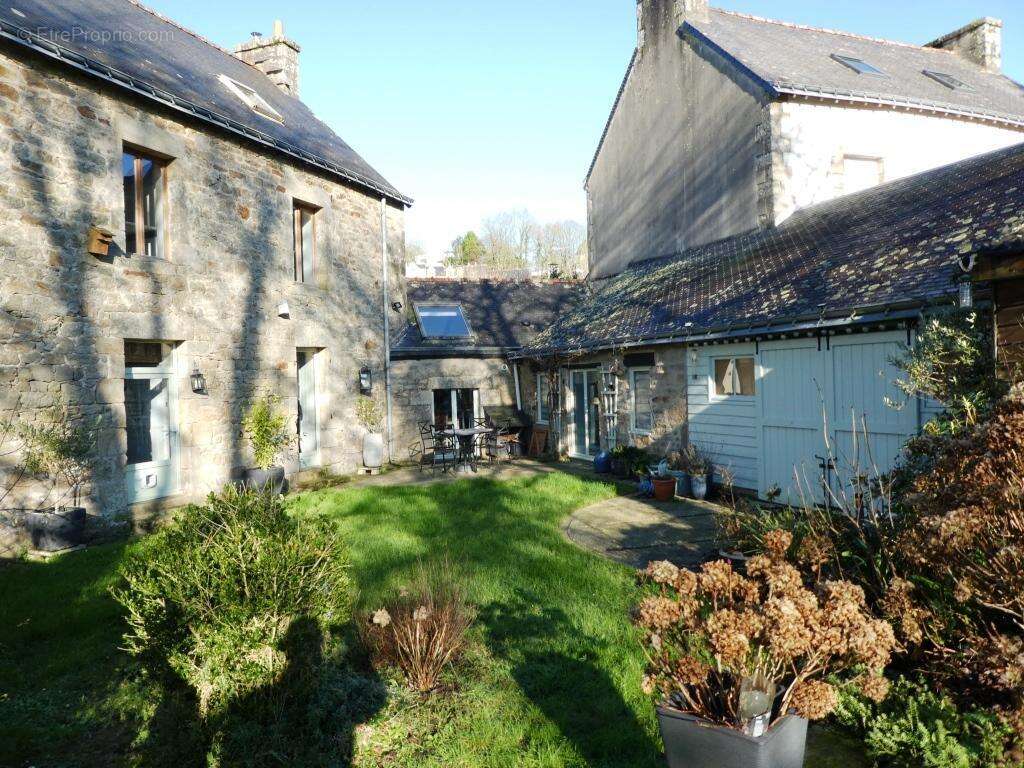 Maison à GUEMENE-SUR-SCORFF