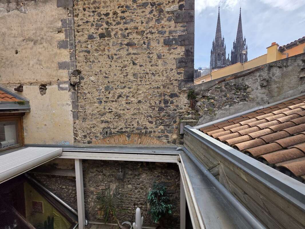 Maison à CLERMONT-FERRAND