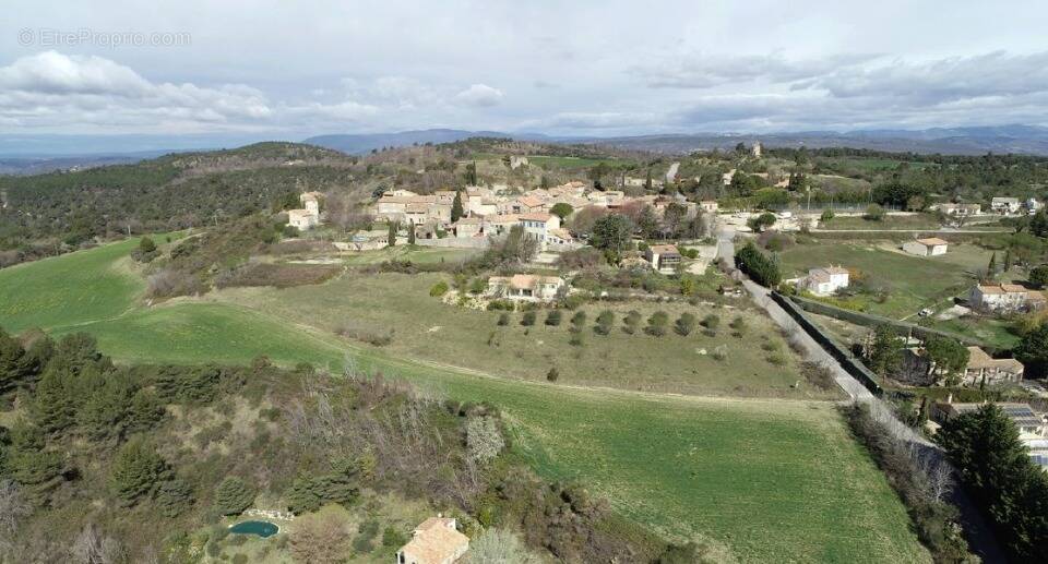 Terrain à MONTFURON
