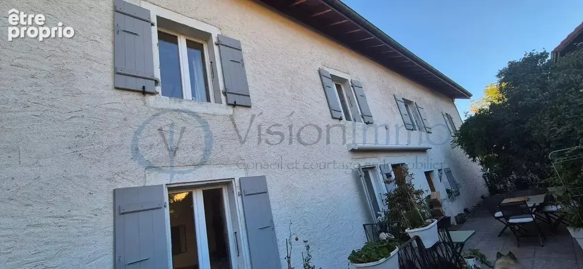 Saint-Julien-en-Genevois – Ancien corps de ferme rénové, au calme - photo 2