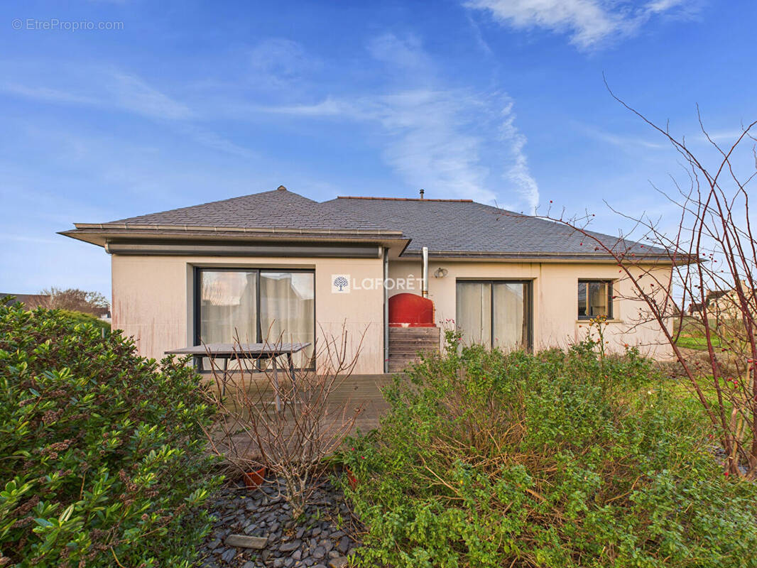 Maison à POULDREUZIC