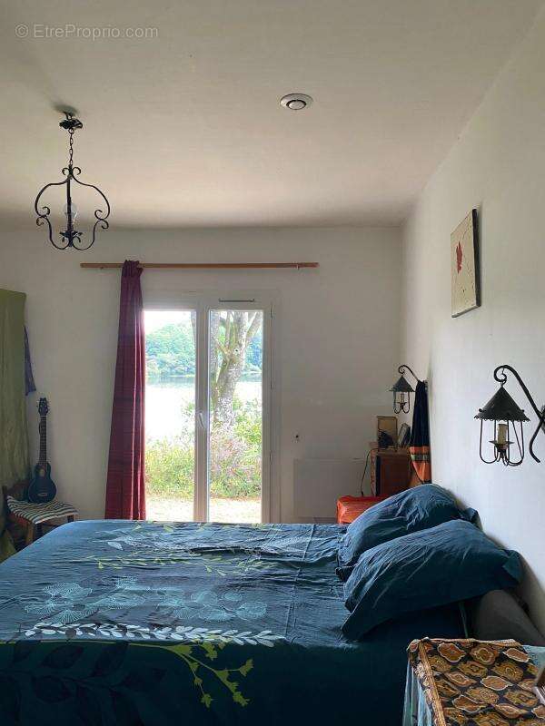 Maison à SAINT-JULIEN-LE-PETIT