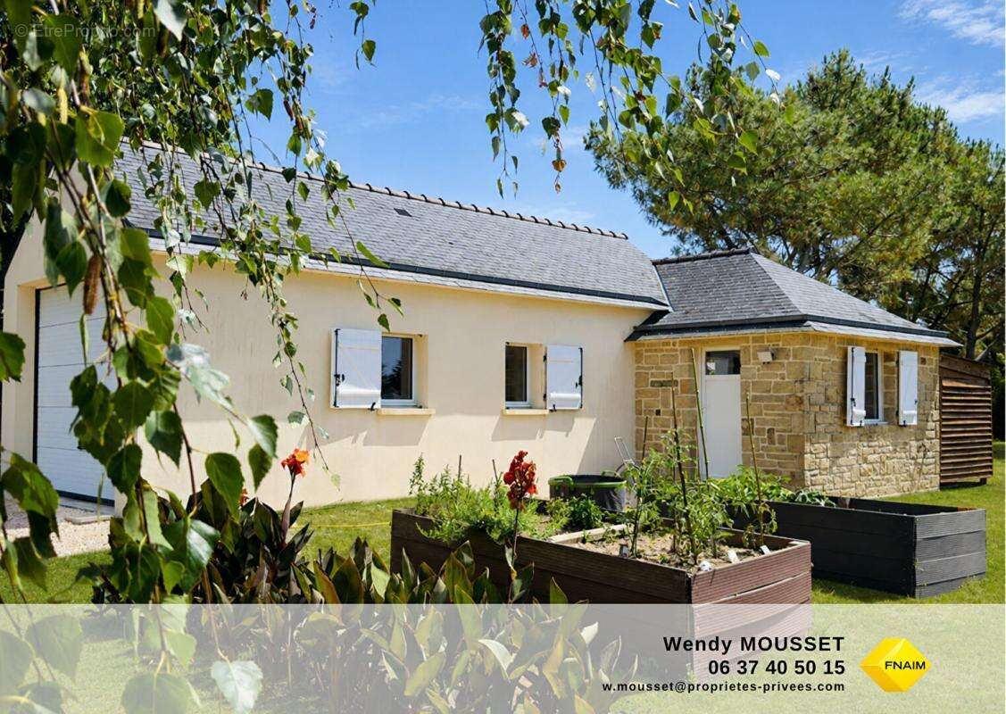 Vue imprenable - Propriété avec piscine et garage à bateau à 5 minutes de la plage - photo 8