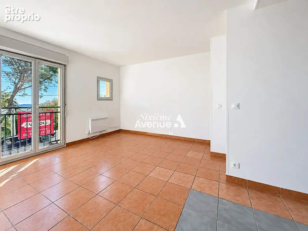 A Vendre Maison Grasse 4 pièces 90 m² avec garage fermé - photo 2