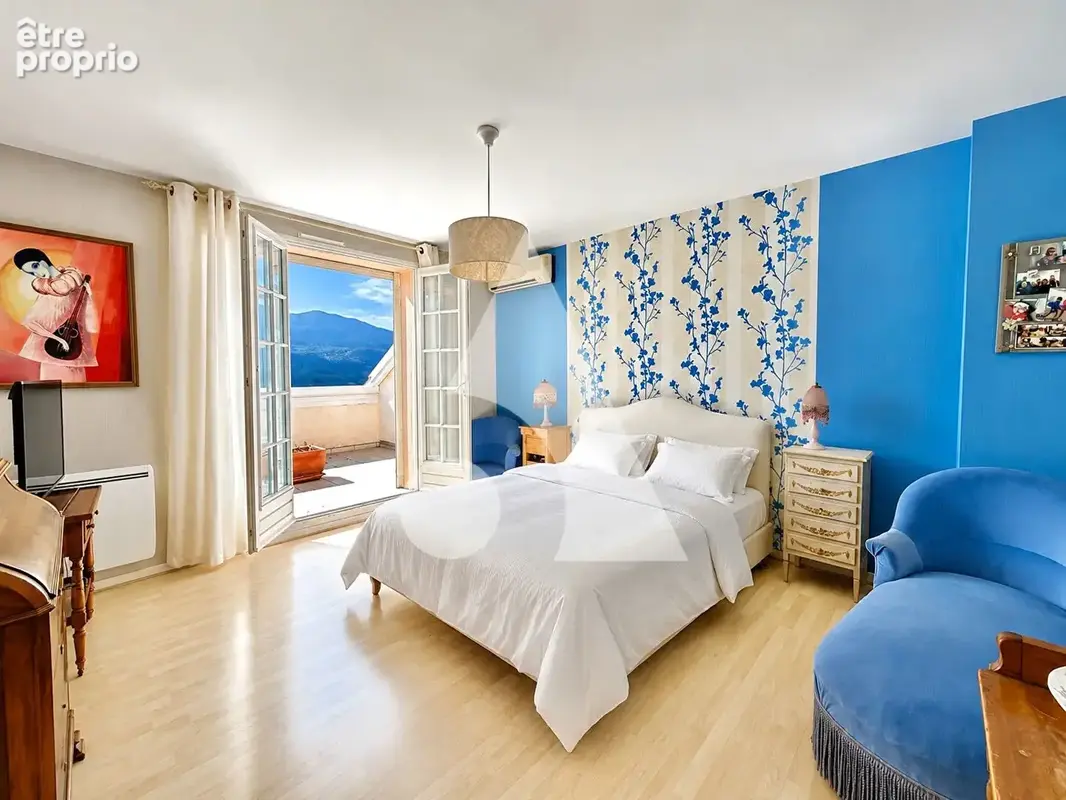 Villa d'exception avec vue panoramique sur le Lac du Bourget - 294 m² - Piscine - photo 10