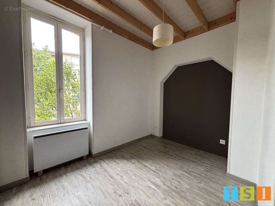 Appartement t3 avec garage proche des commodités - photo 3