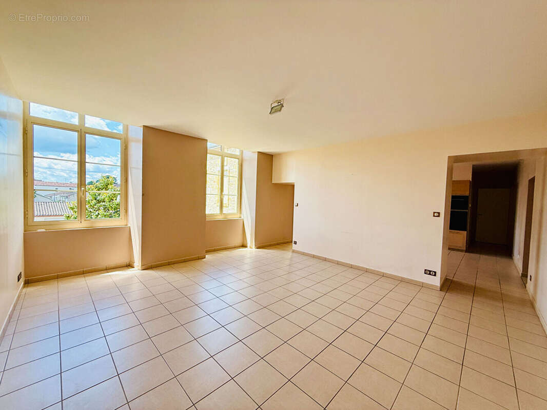 Appartement à MONSEMPRON-LIBOS