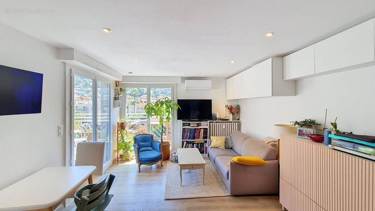 Appartement à LE CANNET