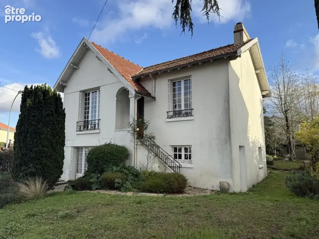 Maison à SAINT-SEBASTIEN-SUR-LOIRE