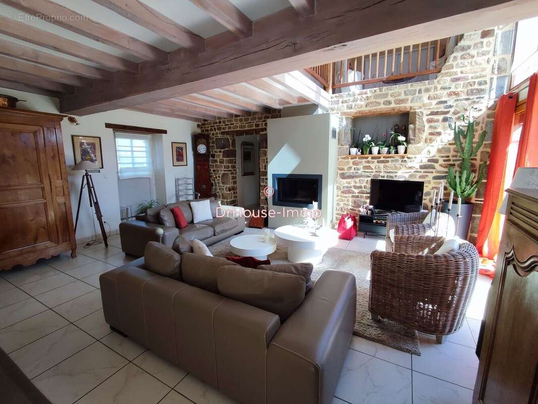 Maison à TRUTTEMER-LE-GRAND