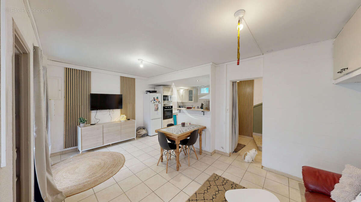 Maison de village avec terrasse et balcon dans la montagne noire - photo 3