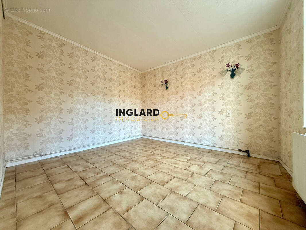 Maison 140 m² à Cappelle-Brouck  - photo 6