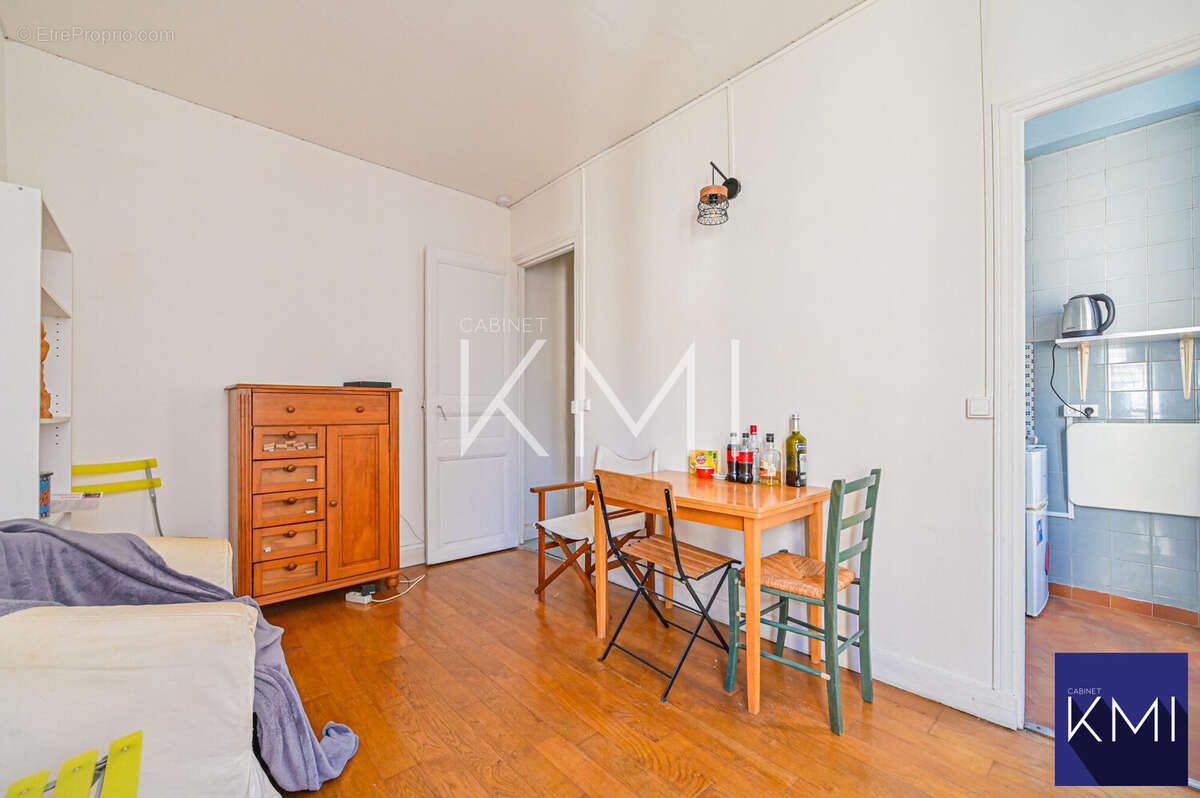 Appartement à PARIS-11E