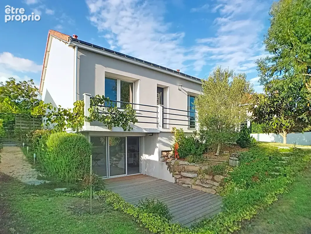 Photo Maison à Montbert au prix de 355 000€
