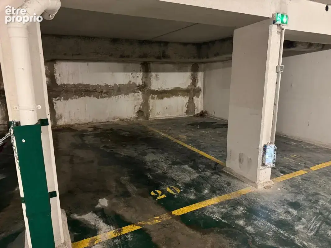 Parking à PARIS-5E