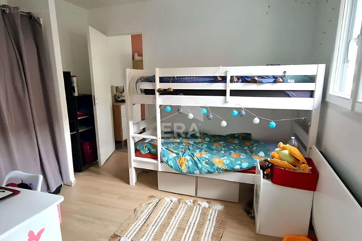 Appartement à NEUVILLE-SOUS-MONTREUIL