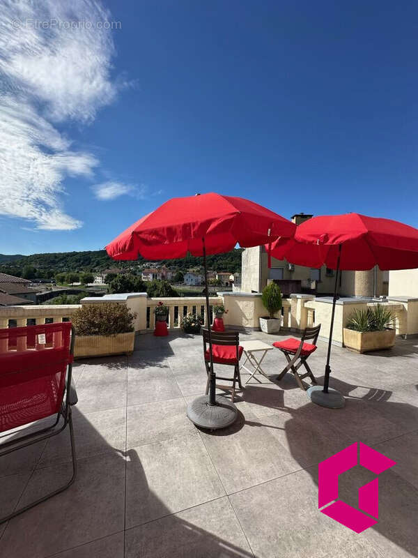 Maison à BRIVES-CHARENSAC