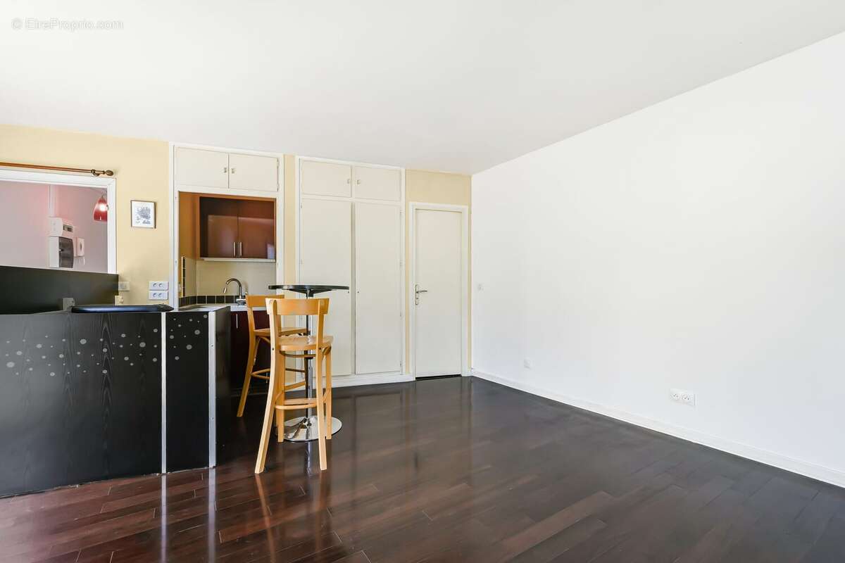 Appartement à PARIS-4E