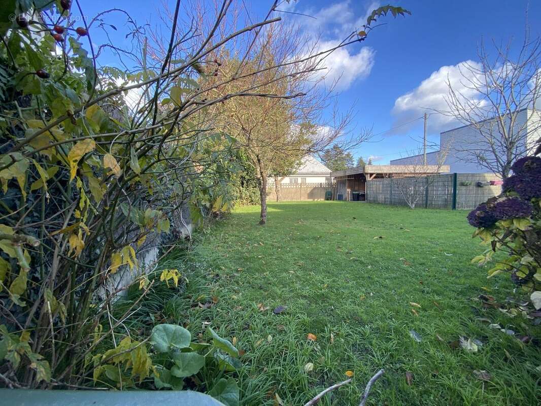 jardin - Maison à LIFFRE