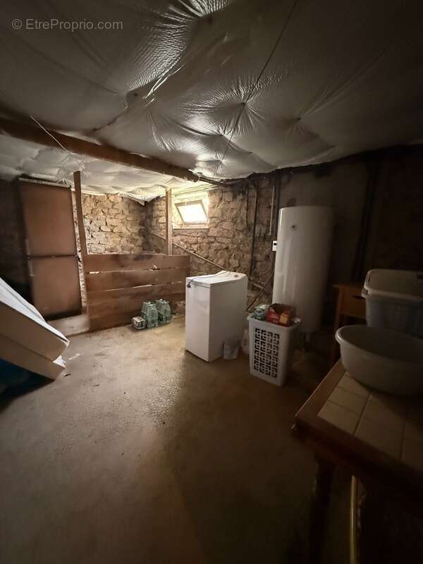 EN EXCLUSIVITE ! Pavillon de 95m² surélevé sur sous sol, rénové, sur terrain de 562m² 117 500 € - photo 35
